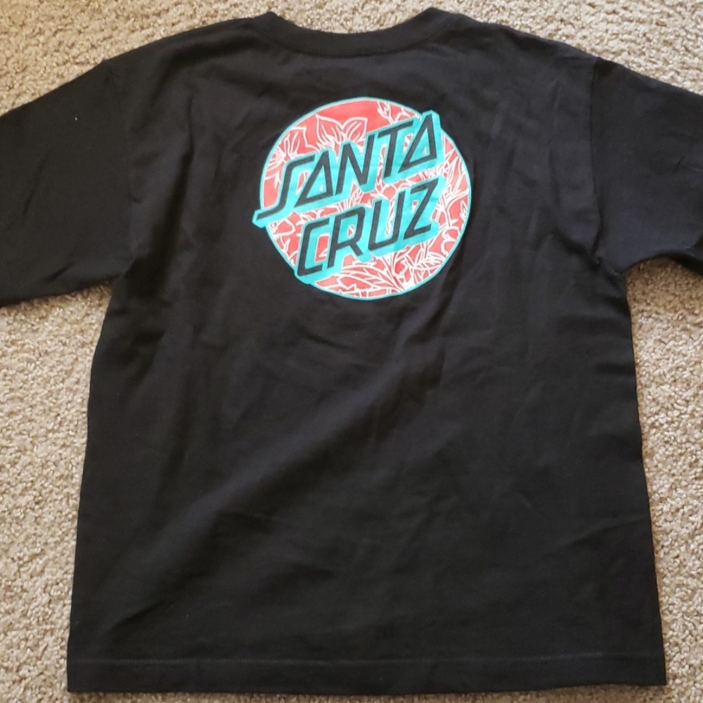 🔥BOGO🔥 Santa Cruz Tee